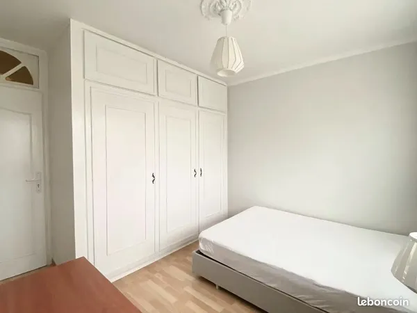 Location de chambre étudiante meublée