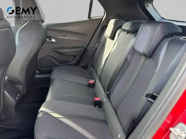 Peugeot 2008 electrique 136 ch — photo 10