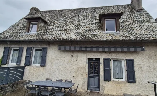 Maison 6 pièces 222 m²
