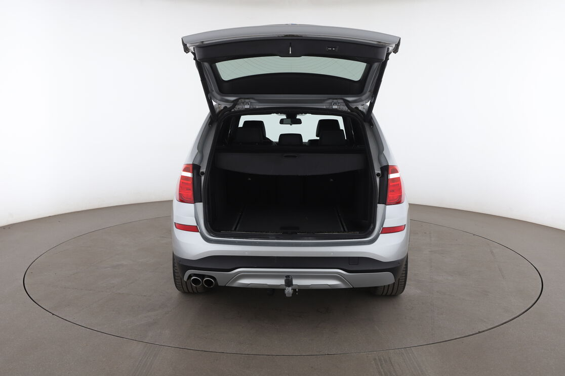BMW X3 xDrive30dA xLine — photo 15