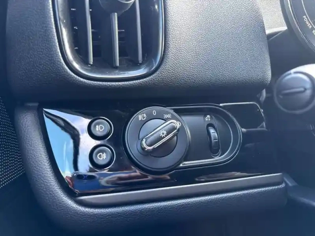 Mini Mini countryman 125 - 95 ch all4 bva6 — photo 27