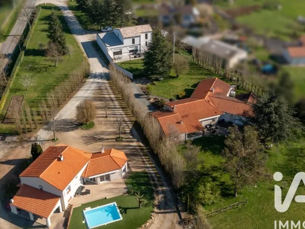 Terrain 1307 m²