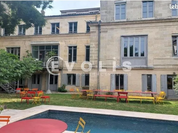Bureaux 130 m²