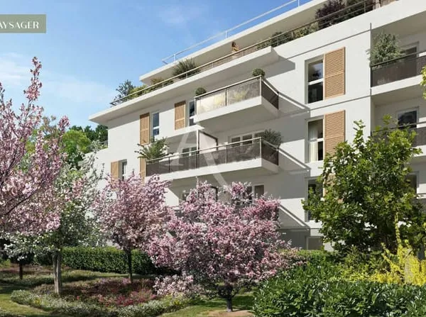 A VENDRE T4 AVEC BALCON SUR AVRILLE
