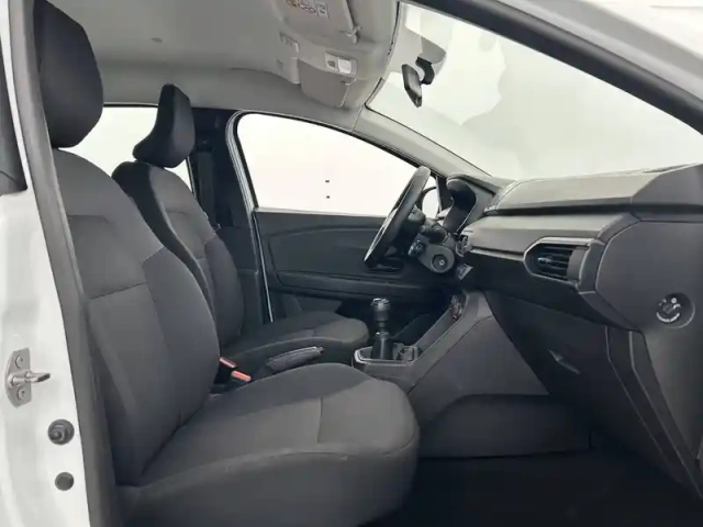 Dacia Sandero sce 65 — photo 23