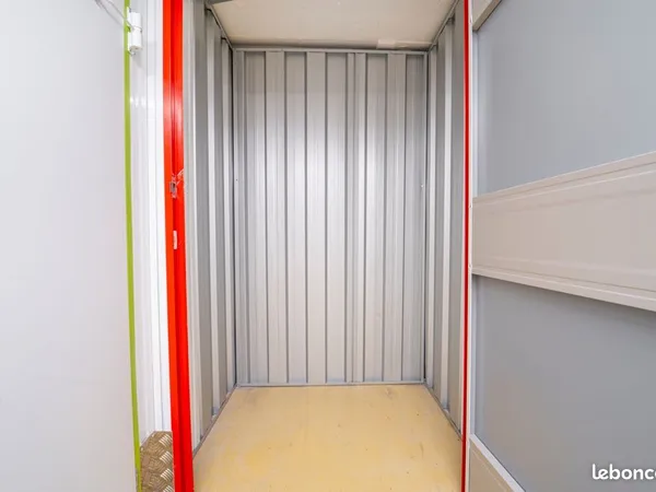 Garage/box 5 m² Cranves Sales