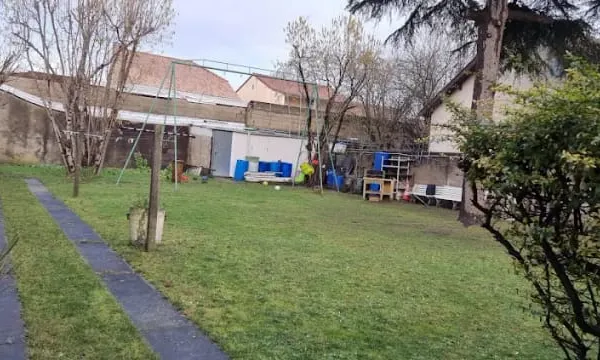Maison 6 pièces 184 m²