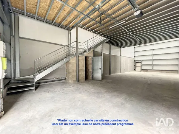 Local d'activité 170 m²
