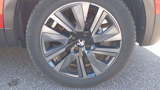 Peugeot 2008 1.2 Puretech 155 EAT8 - Gt Pack – 2022 – 52249 km – Essence – Boîte Automatique — photo 21