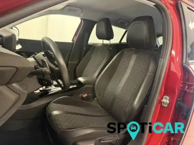 Peugeot 2008 1.2 130ch s&amp;s roadtrip eat8 — photo 8