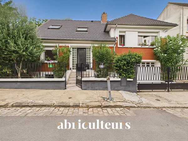 Vends maison ancienne - 140 m² - 7 pièces - Châtillon 92320
