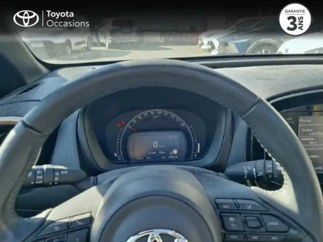 Toyota Aygo X 1.0 vvt-i 72ch air design my23 — photo 13