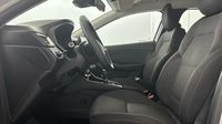 Renault Clio 1.6 E-Tech 140ch Business — photo 12