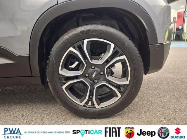 Jeep Avenger 1.2 turbo t3 100ch altitude + — photo 11