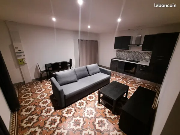 STUDIO meublé