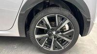 Peugeot 208 1.2 PureTech 100ch S&S GT EAT8 — photo 20