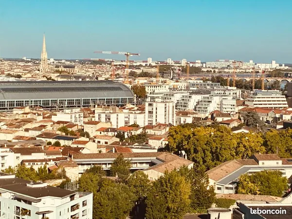 Residence standing 2 chambres en colocation vue panoramique bordeaux centre