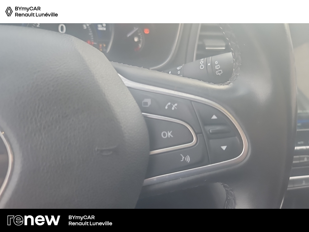 Renault Mégane IV Berline TCe 140 FAP — photo 16