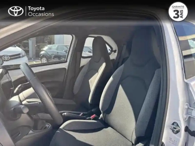 Toyota Aygo X 1.0 vvt-i 72ch dynamic my24 — photo 11