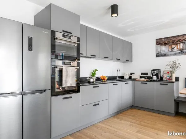 Chambre 1 pièce 13 m²