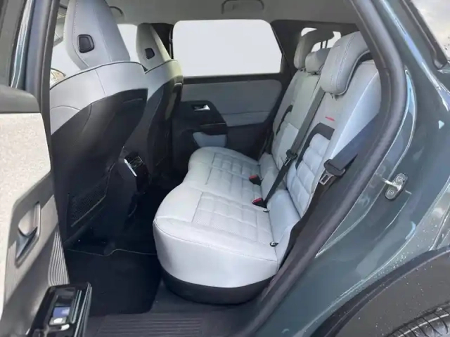 Citroën C5 Aircross hybride 145 ch e-dcs6 — photo 82