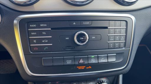 Mercedes Classe GLA 180 CDi 109 7G-DCT - Sensation – 2016 – 152947 km – Diesel – Boîte Automatique — photo 4