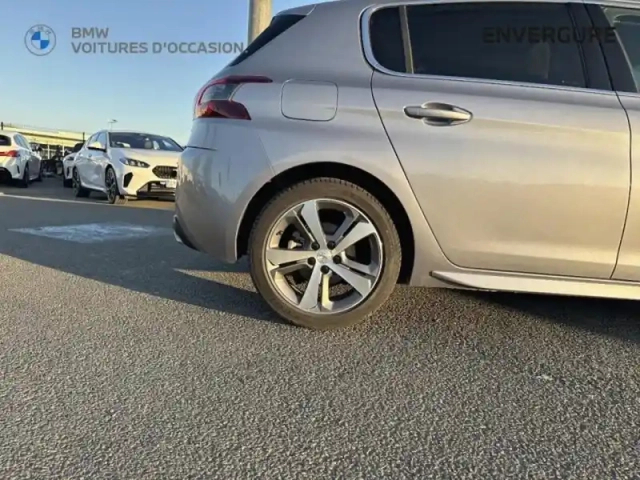 Peugeot 308 1.5 bluehdi 130ch s&amp;s gt — photo 8