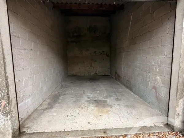 Parking 15 m²