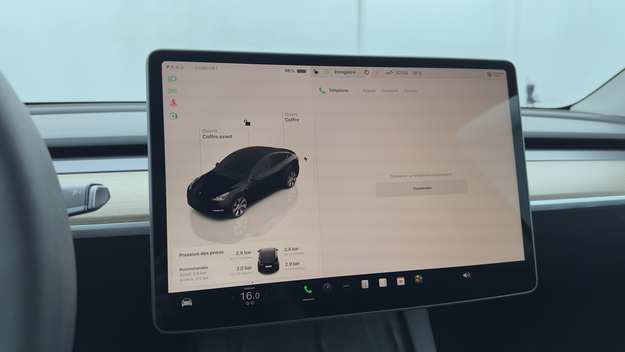 Tesla MODEL Y Grande Autonomie Dual Motor AWD — photo 24