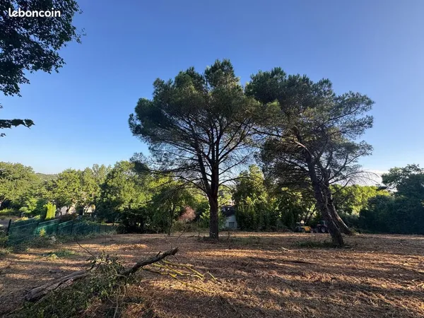 Terrain avec permis purgé