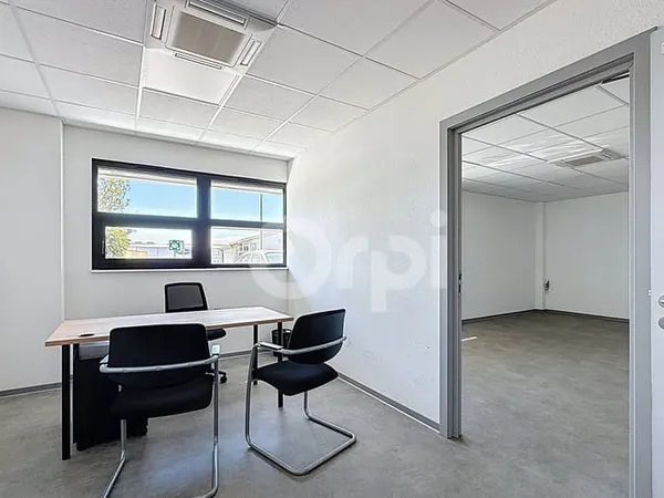 Bureau 13 m²