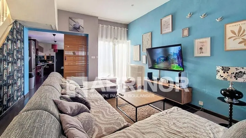 Photo 3