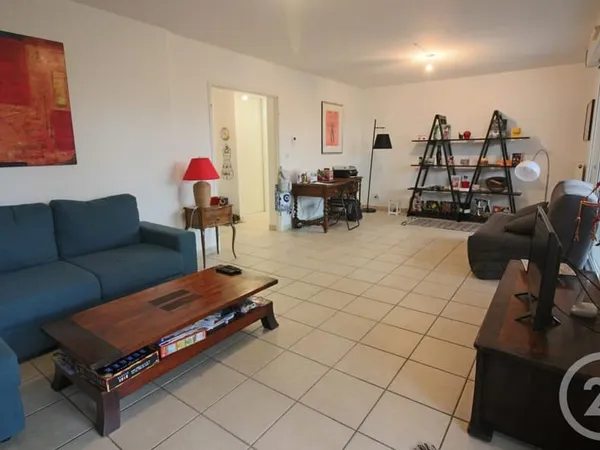Appartement 3 pièces 77 m²