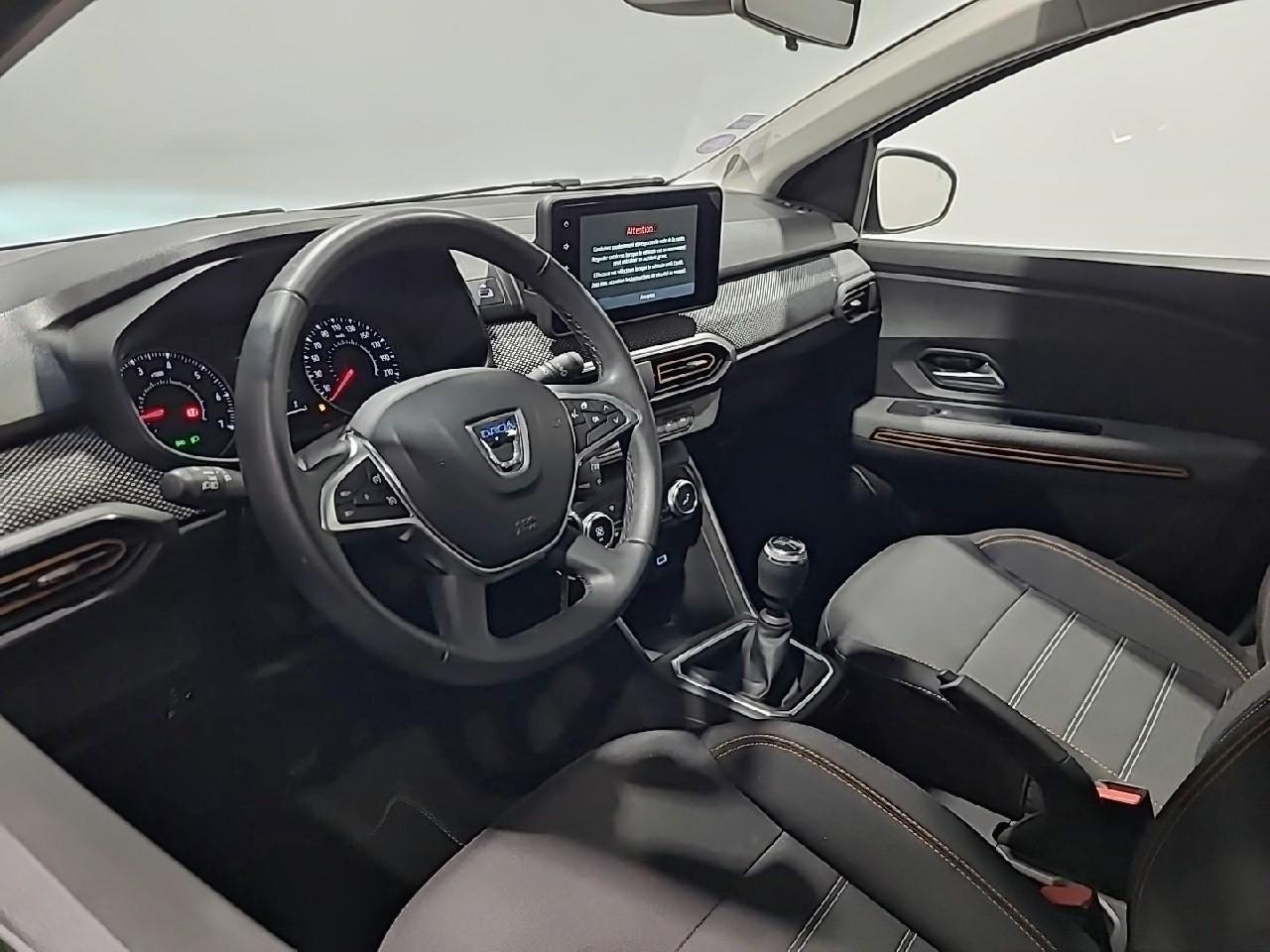 Dacia Sandero tce 90 - 22 stepway confort — photo 9
