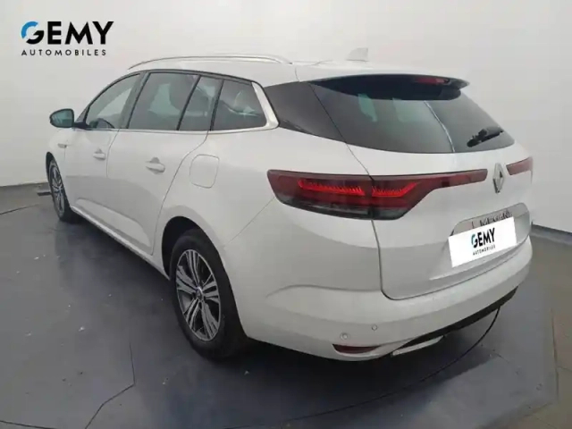 Renault Megane mégane iv estate e-tech plug-in hybride 160 — photo 16