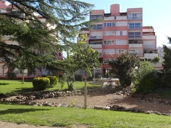 Stationnement Location Poitiers   60€