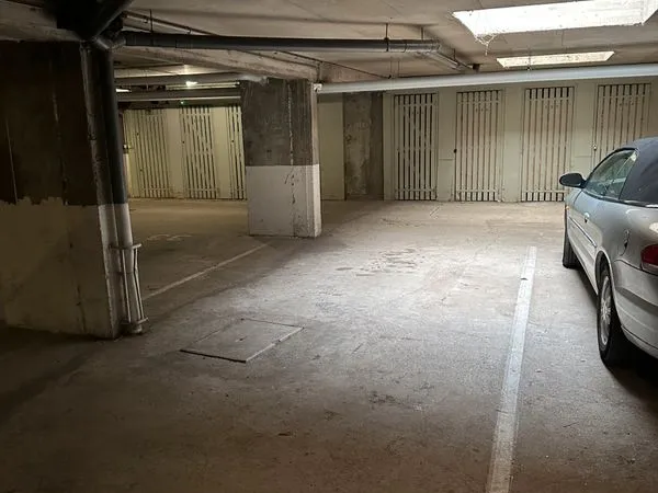 Place de parking sécurisée secteur la Tranchée
