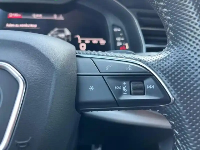 Audi Q8 50 tdi 286 tiptronic 8 quattro — photo 21