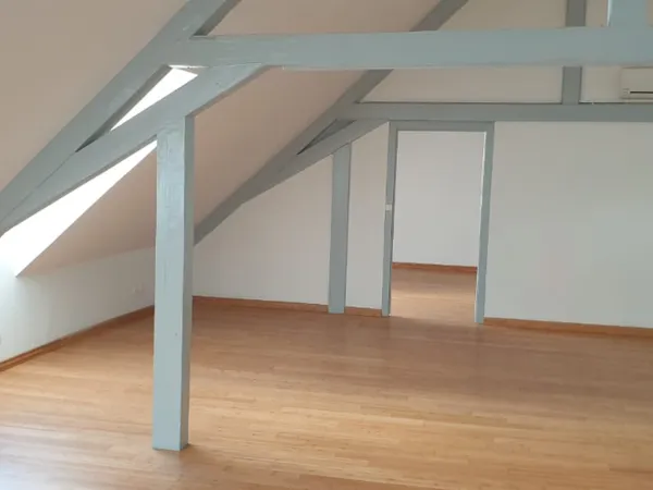 Bureau 2 pièces 98 m²