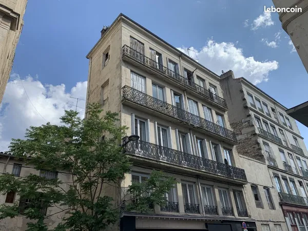 Studio 1 pièce 36 m²