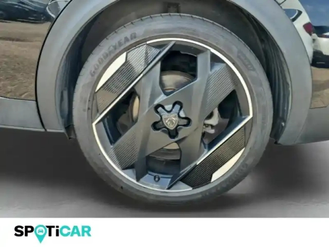 Peugeot 408 phev 225ch gt e-eat8 — photo 11