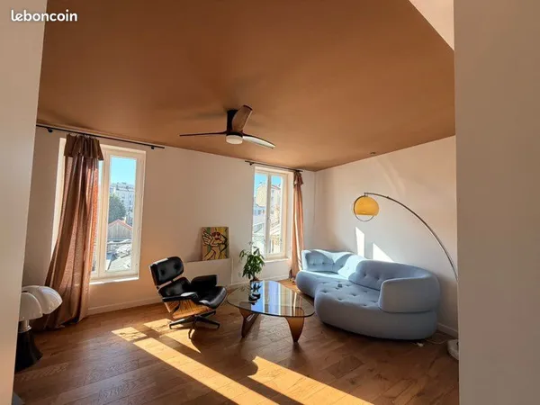 Beau duplex à louer à Porte de Paris