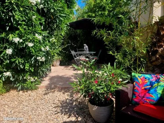 Vente Maison de plain pied avec jardin arboré
