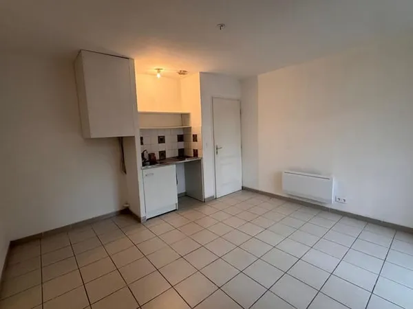 Studio 1 pièce 20 m²