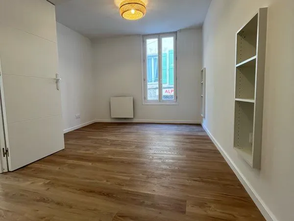 T2 neuf 40m² — Digne-les-Bains, Rue de Provence — 640/mois