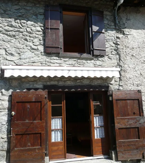 Photo 1