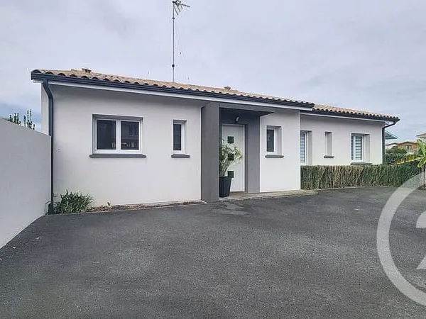 Bureau 5 pièces 105 m²