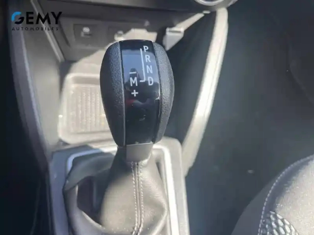 Dacia Duster tce 150 4x2 edc — photo 14