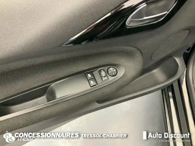 Ds Ds 3 puretech 82 bvm5 so chic — photo 20