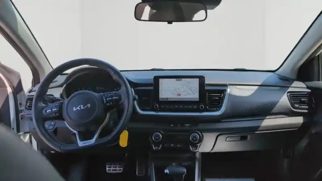 Kia Stonic 1.0 t-gdi 100 ch dct7 — photo 25